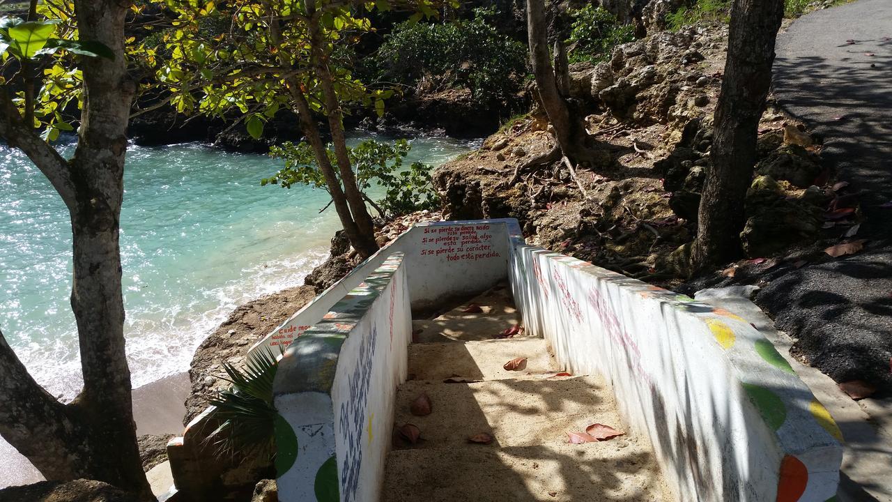 Hotel El Viejo Pirata Boca de Yuma Eksteriør billede